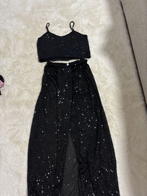 Skirt and crop top set Celestino black like new, size small