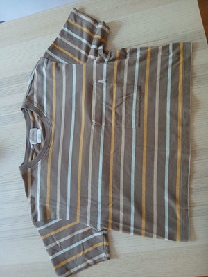 Brixton T shirt crop like new, brown and yellow, size XS