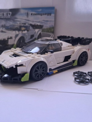 Lego Koenigsegg Jesko like new with instructions and figure