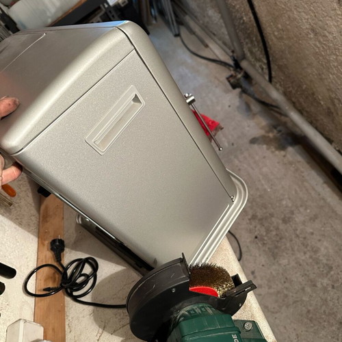Kerosun LC-44 space heater used with marks on top