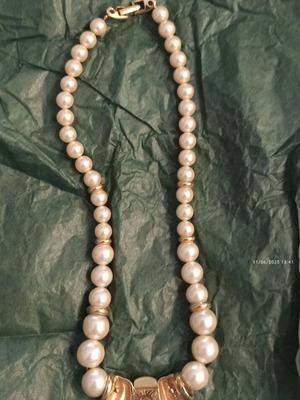 Vintage Napier Necklace like new, gold plated with pearls