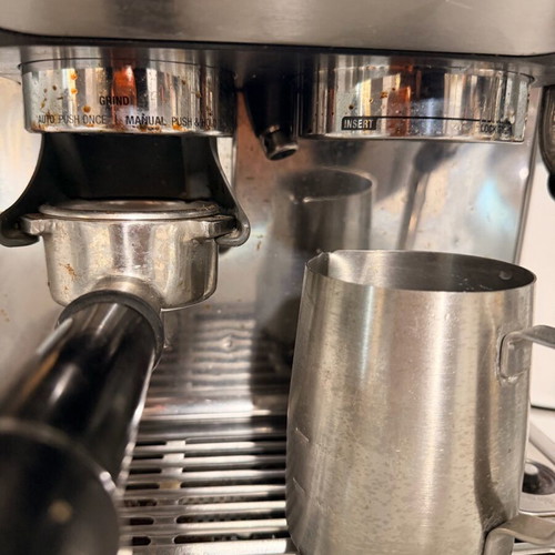 Sage Barista Touch automatic espresso machine like new