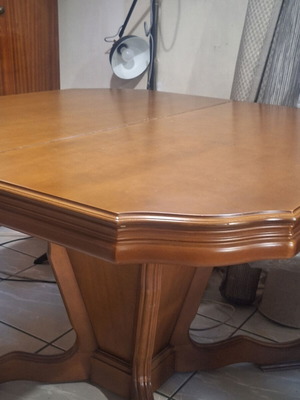 Wooden table like new