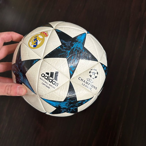 Champions League 2018 ball like new, authentic
