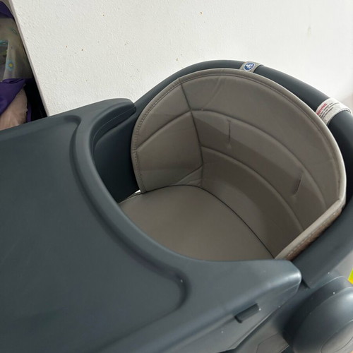 Bo Jungle high chair like new, foldable