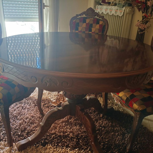 Neoclassical dining table with six chairs like new, extendable