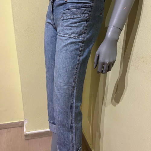 Positivo Capri jeans size S like new, light color with red details