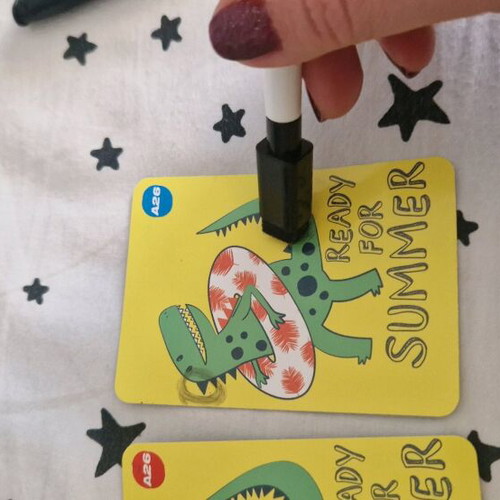 Happy Dinosaurs game like new, find the differences and memo