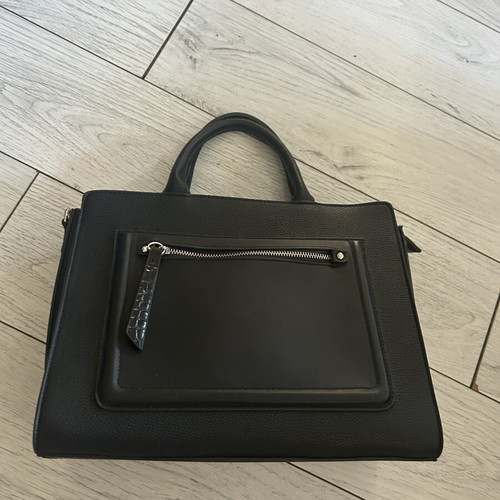 Stradivarius black handbag like new