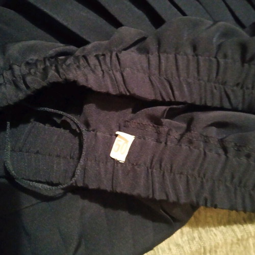 Pleated blue skirt used with elastic waist, size 50