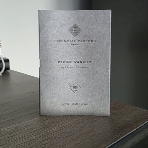 Essential Parfums Divine Vanilla sample new, 2 ml Eau de Parfum