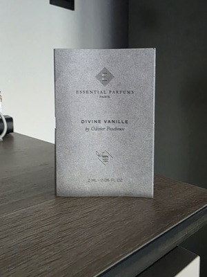 Essential Parfums Divine Vanilla sample new, 2 ml Eau de Parfum