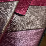 Метализирана чанта нова с етикети цветна crossbody