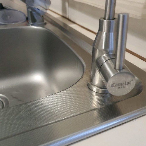 Camelot filter faucet under counter used