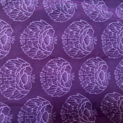 Vintage shirt used with puffed sleeves, size Small, white and purple
