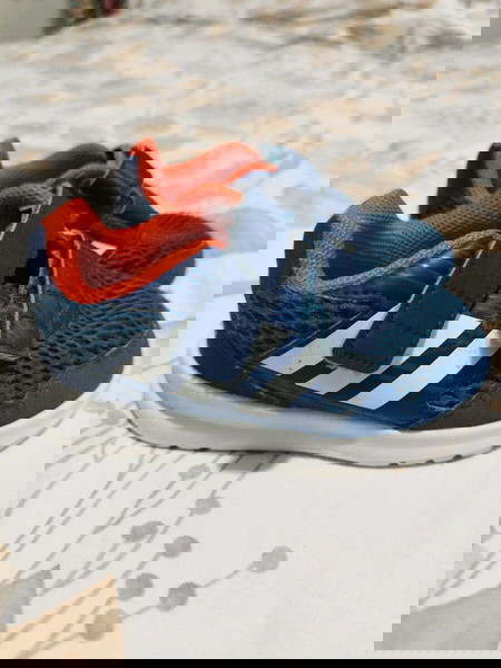 Adidas 23