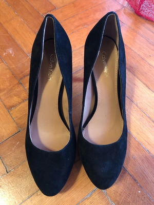 Calvin Klein pumps size 36.5 used, black