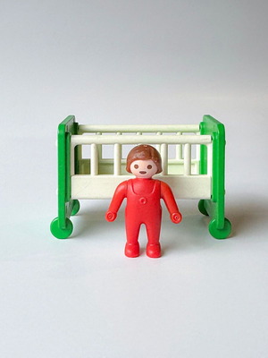 Playmobil φιγούρα παιδάκι και κρεβάτι μεταχειρισμένα