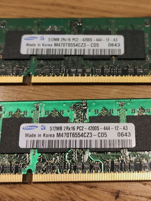 2 x 512MB PC2 4200S SODIMM μεταχειρισμένα