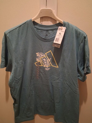 Adidas T shirt new, size XL, green