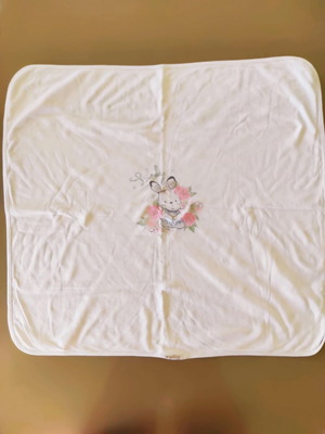 Baby blanket beige like new