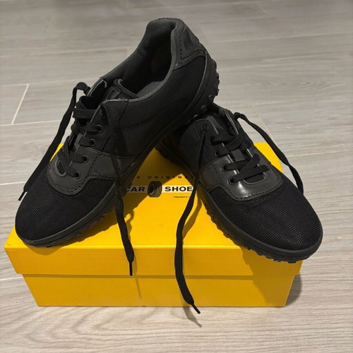 Car Shoe black shoes like new, size 43