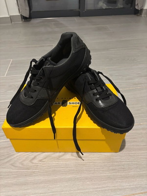 Car Shoe black shoes like new, size 43