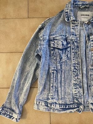 Blue denim jacket like new