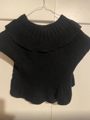 Women’s bolero blouse medium like new, black