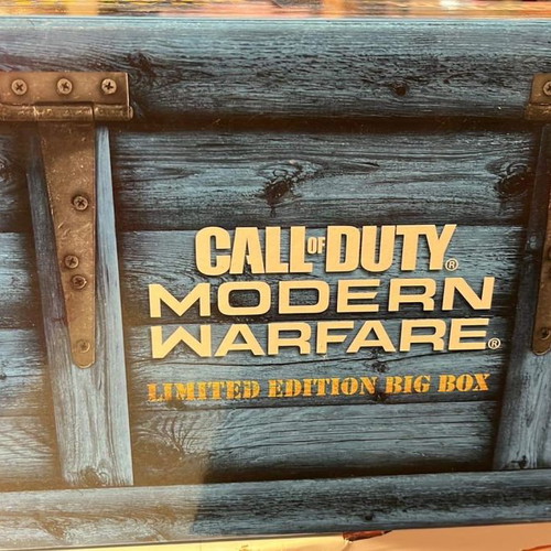 Call of Duty Modern Warfare Limited Edition Big Box new