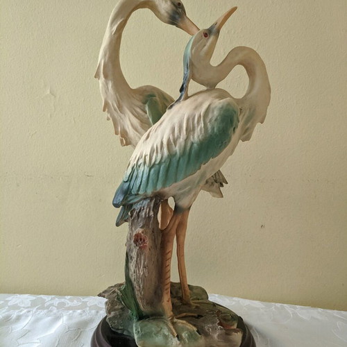 Decorative porcelain birds matt used, with wooden base