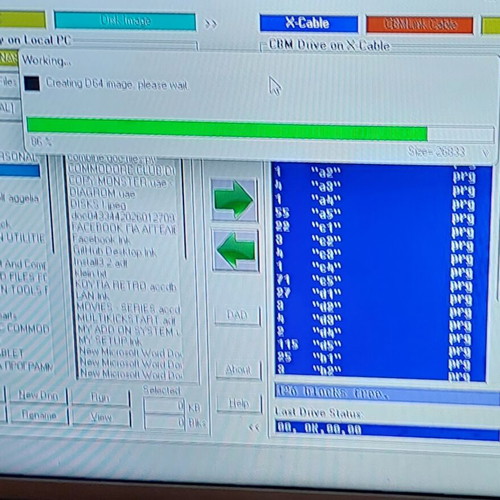 Commodore 1541 drive like new with 2 floppy disks