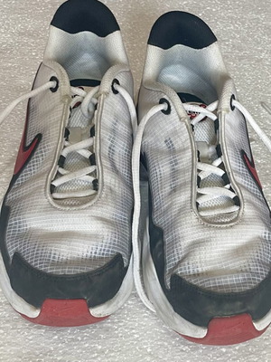 Nike Initiator sneakers like new, white, silver, red retro running