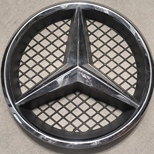 Front grill emblem Mercedes W204 used, 18.5cm diameter