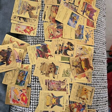 Pokémon gold cards like new, pack of 67 with 17 rare