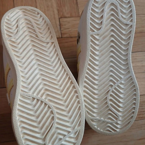 Adidas kids shoes like new, size 25