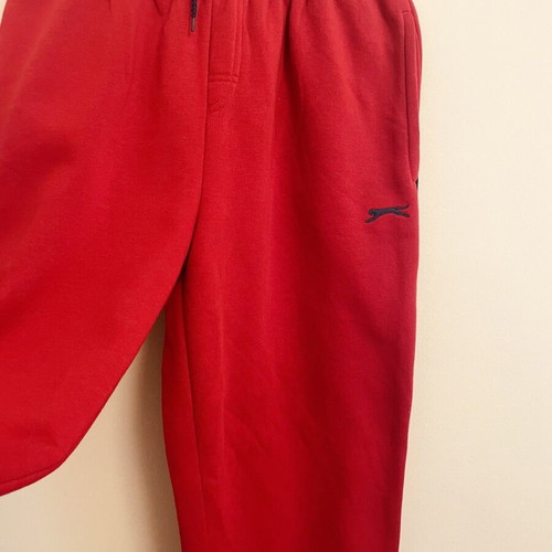 Slazenger red sweatpants with elastic cuffs, Large