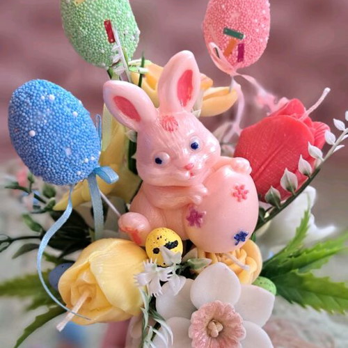 Easter arrangement new, soy wax with artificial flowers and eggs