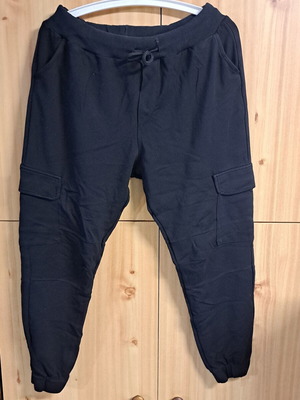 Adidas men's black sweatpants with pockets, size M