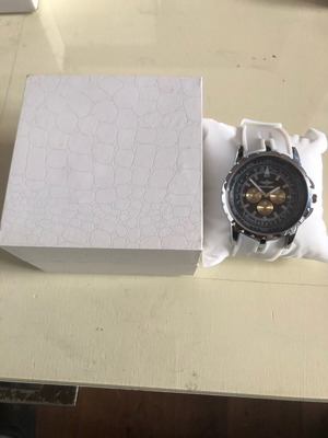 Unisex watch new, white