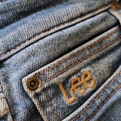 Lee jeans model S Scarlet like new, size W29 L31