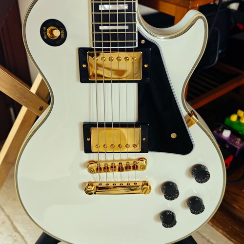 Epiphone Les Paul Custom Arctic White guitar set like new