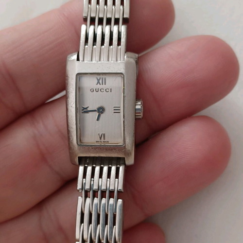 Gucci wristwatch women's used silver