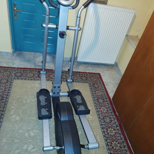 Elliptical fitness machine used with very low usage