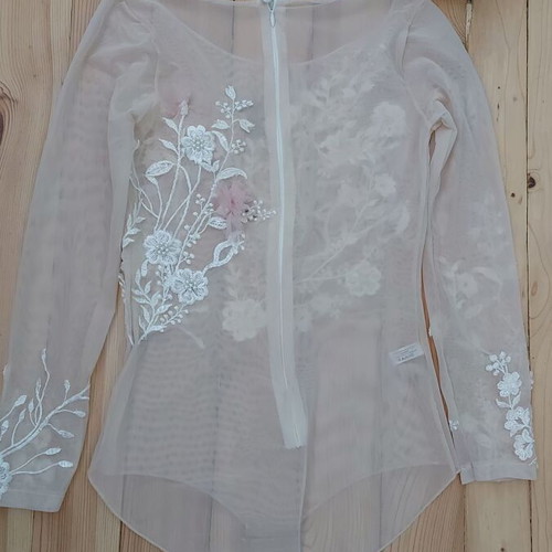 Bridal top bodysuit new, lace embroidery, size L