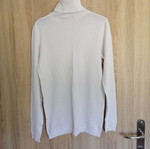 Pullover size S like new, white