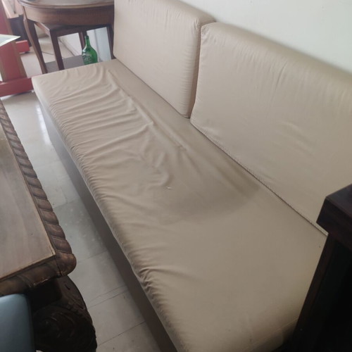 Sofas like new with storage space and removable covers with zipper