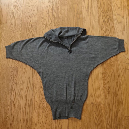 Daniele Alessandrini Grey Wool Pullover Sweater Like New, Batwing Sleeves