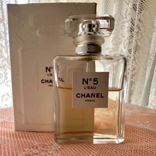 Chanel No 5 L'Eau Eau de Toilette 50ml used with box