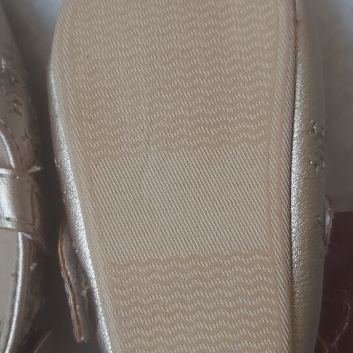 Baby shoes size 18-19 like new